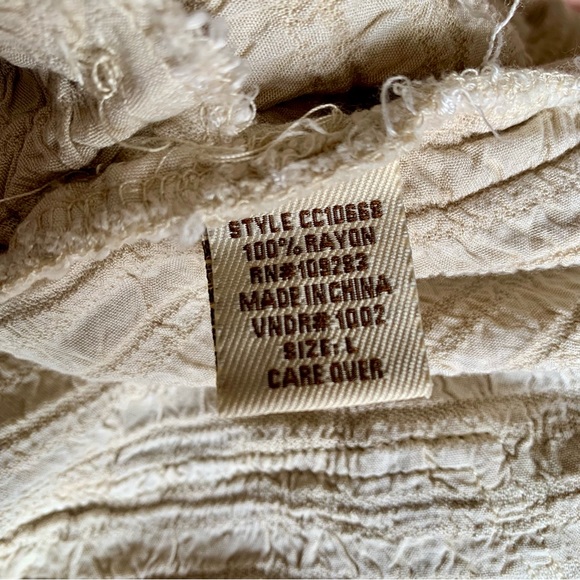 Vintage Havana Button down textured romper with adjustable buttons at waist - Picture 10 of 10